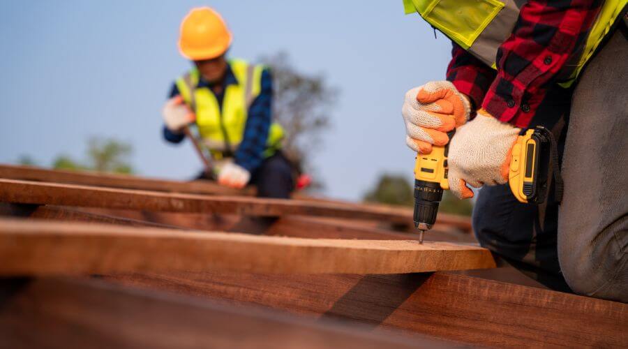 Professional residential roofers in South Milford, IN